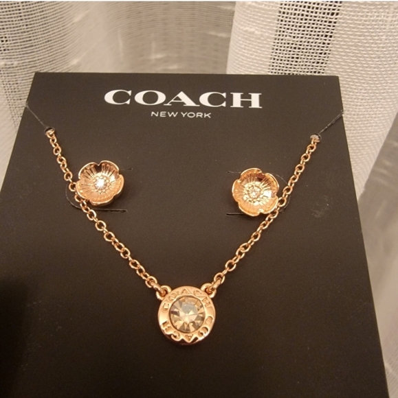Coach Rose Gold Open Circle Necklace and Tea Rose Stud Set NWT - Picture 8 of 12